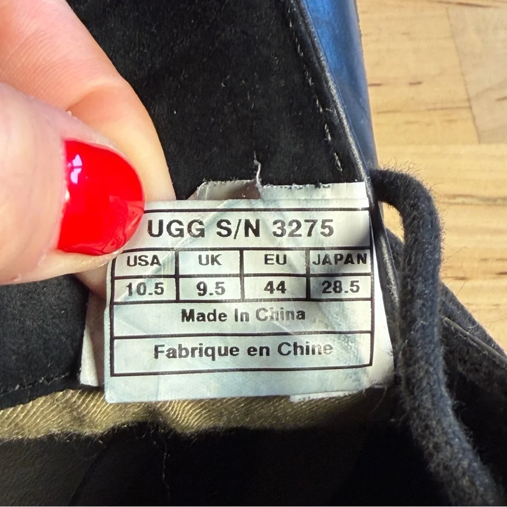 UGG Australia Leighton 10.5 chukka ankle boots soft leather grunge tie up 3275